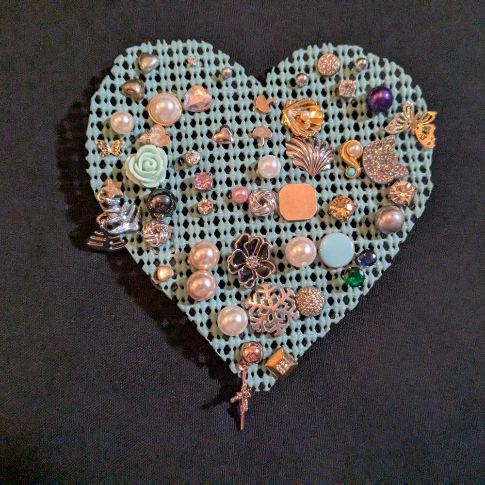 Single stud earring lot